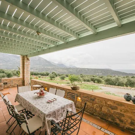 Dimitra - Mani , Traditional Archontiko 別荘 *