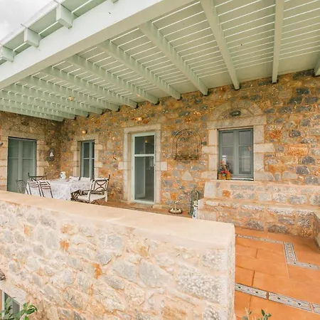 別荘 Dimitra - Mani , Traditional Archontiko Diros