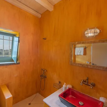 Dimitra - Mani , Traditional Archontiko بيت للعطل Diros