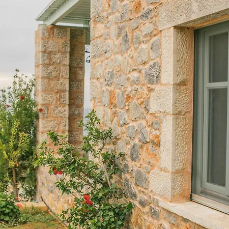 Dimitra - Mani , Traditional Archontiko