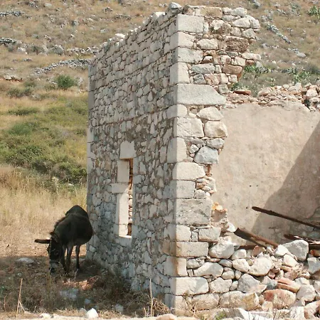 Dimitra - Mani , Traditional Archontiko