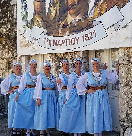 بيت للعطل Dimitra - Mani , Traditional Archontiko *