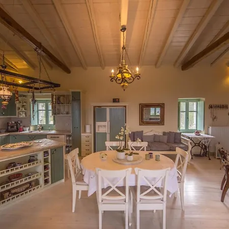 Dimitra - Mani , Traditional Archontiko *