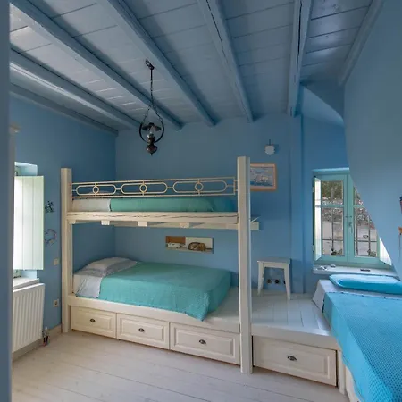 Ferienhaus Dimitra - Mani , Traditional Archontiko