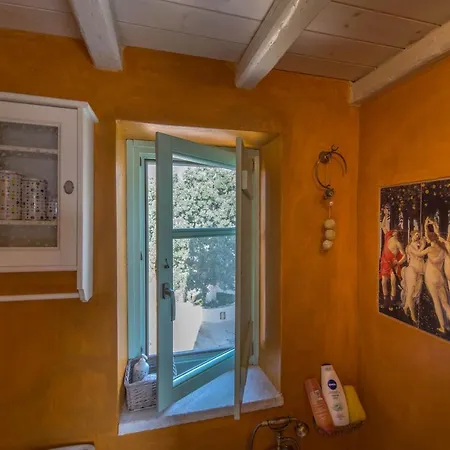 Dimitra - Mani , Traditional Archontiko Diros