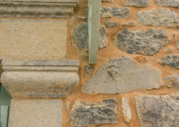 Dimitra - Mani , Traditional Archontiko Casa de Férias *