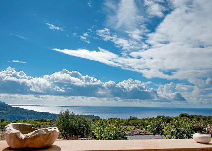 Dimitra - Mani , Traditional Archontiko Casa de Férias *