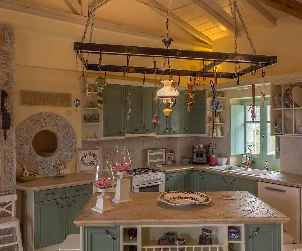 Casa de Férias Dimitra - Mani , Traditional Archontiko *