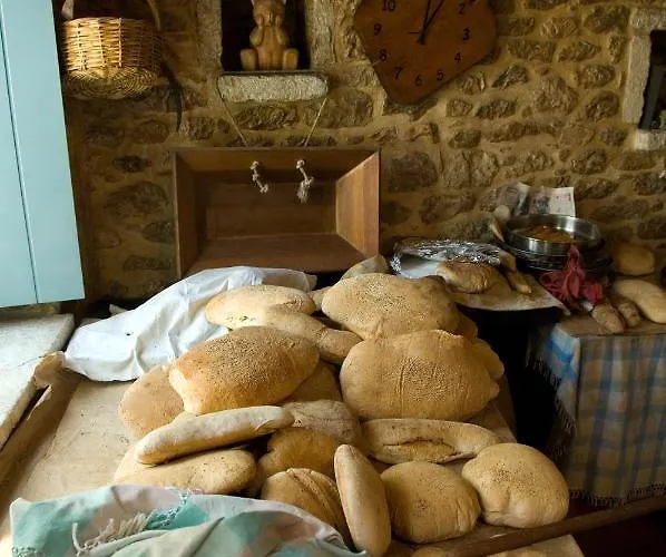 Casa de Férias Dimitra - Mani , Traditional Archontiko Diros