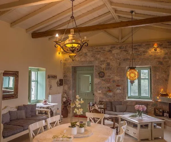 Dimitra - Mani , Traditional Archontiko