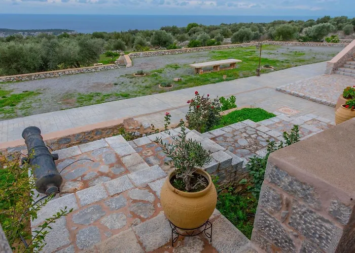 Dimitra - Mani , Traditional Archontiko