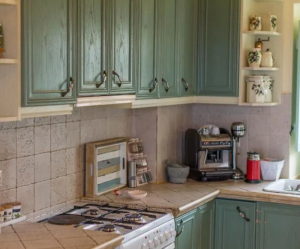 Casa de Férias Dimitra - Mani , Traditional Archontiko *