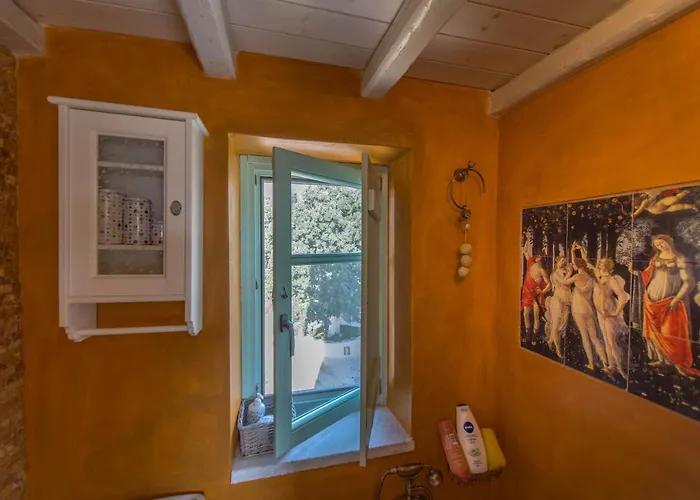 Dimitra - Mani , Traditional Archontiko Diros